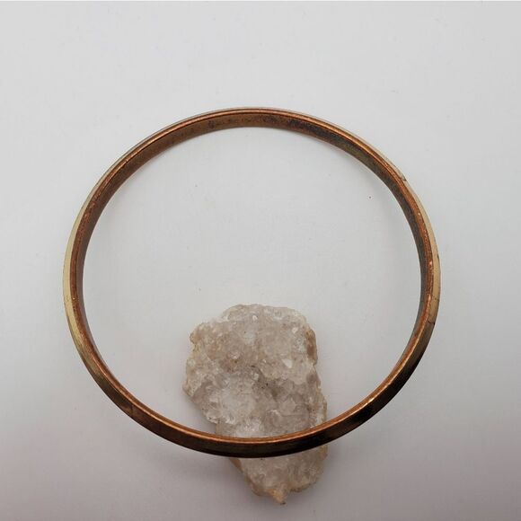 GOLD TONE SAUCER BRACELET B1521 ✨️ - Picture 3 of 4